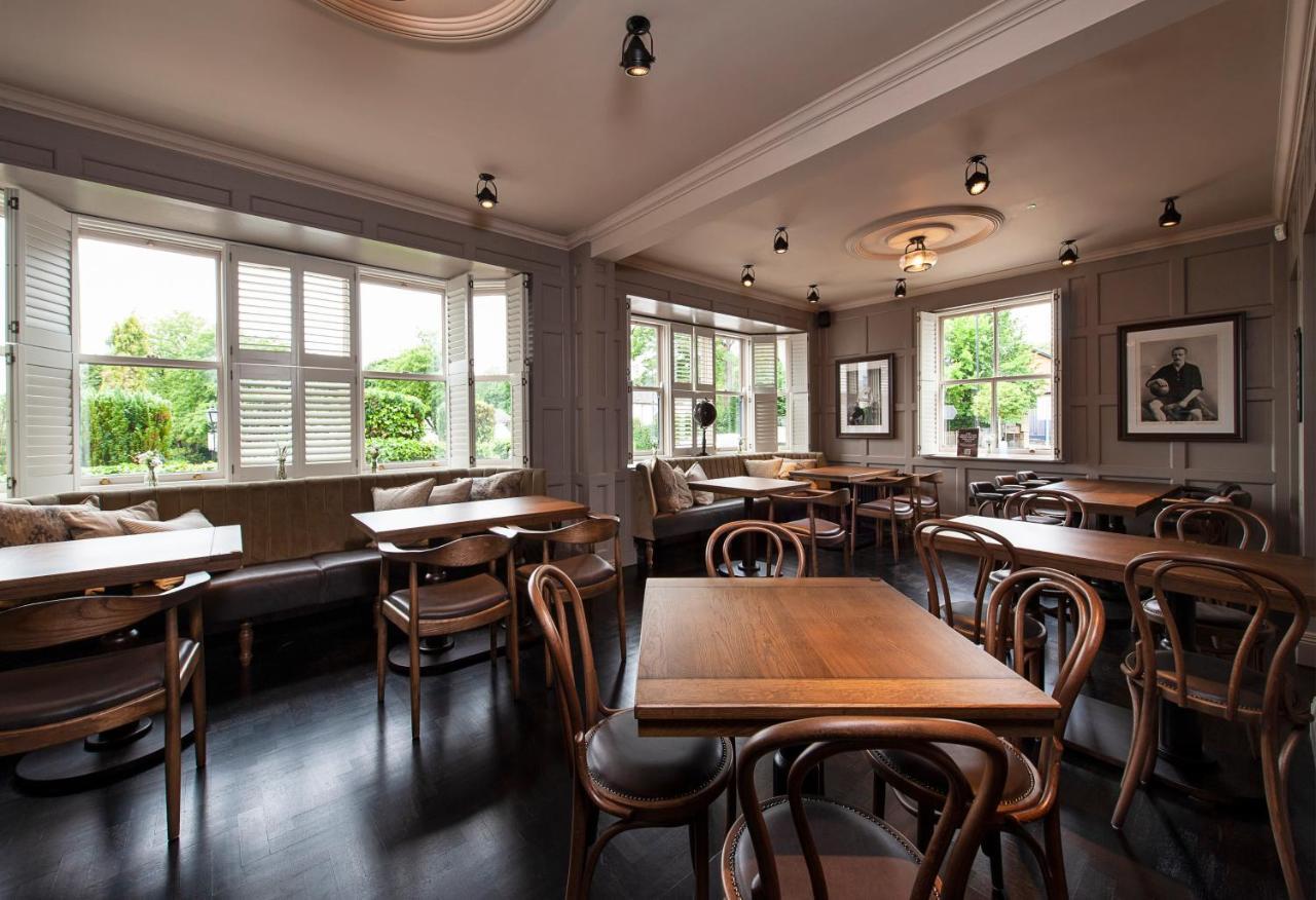 The Bulls Head Hotel Hale  Bagian luar foto