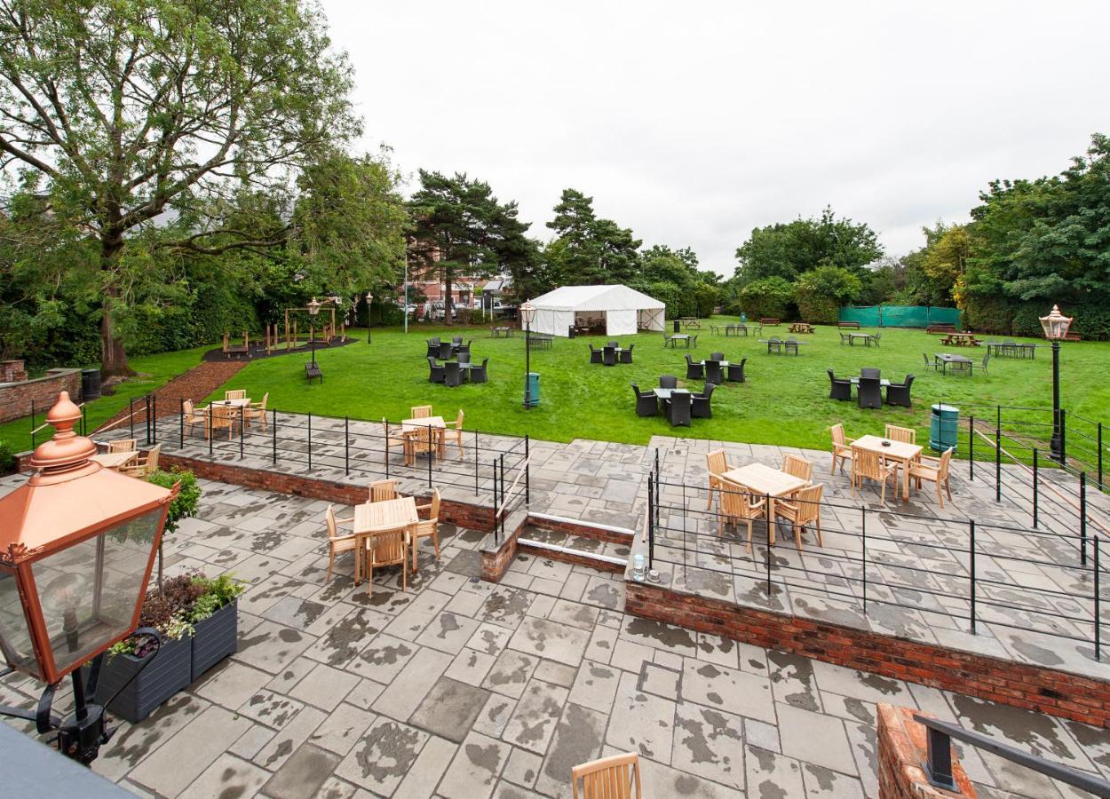 The Bulls Head Hotel Hale  Bagian luar foto